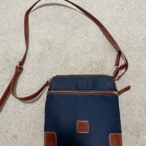 Dooney & Bourke Bag